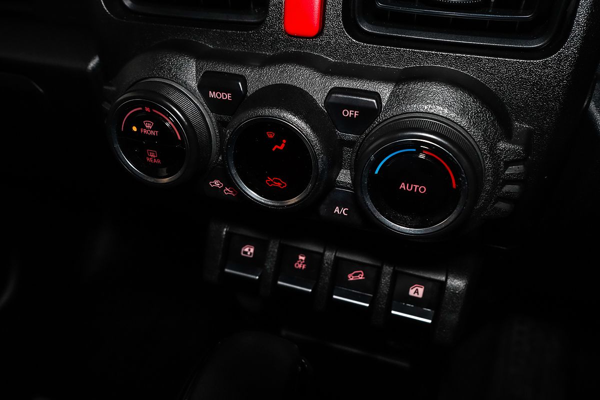 2023 Suzuki Jimny GLX GJ