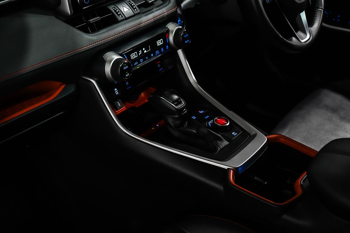 2022 Toyota RAV4 Edge AXAH54R