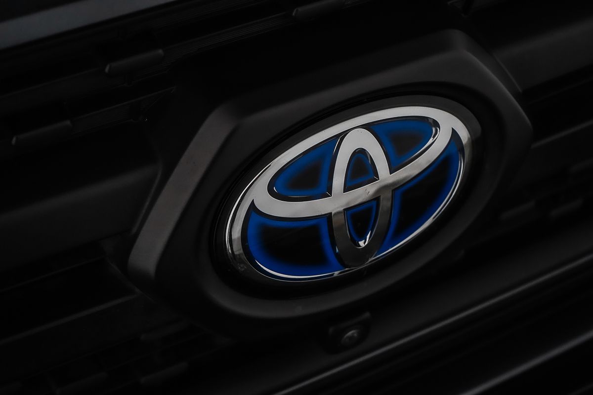 2022 Toyota RAV4 Edge AXAH54R