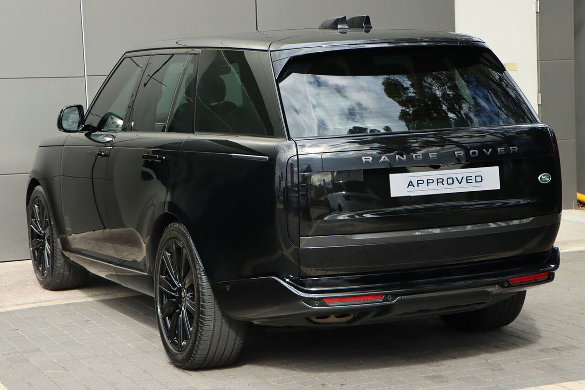 2022 Land Rover Range Rover D300 SE L460