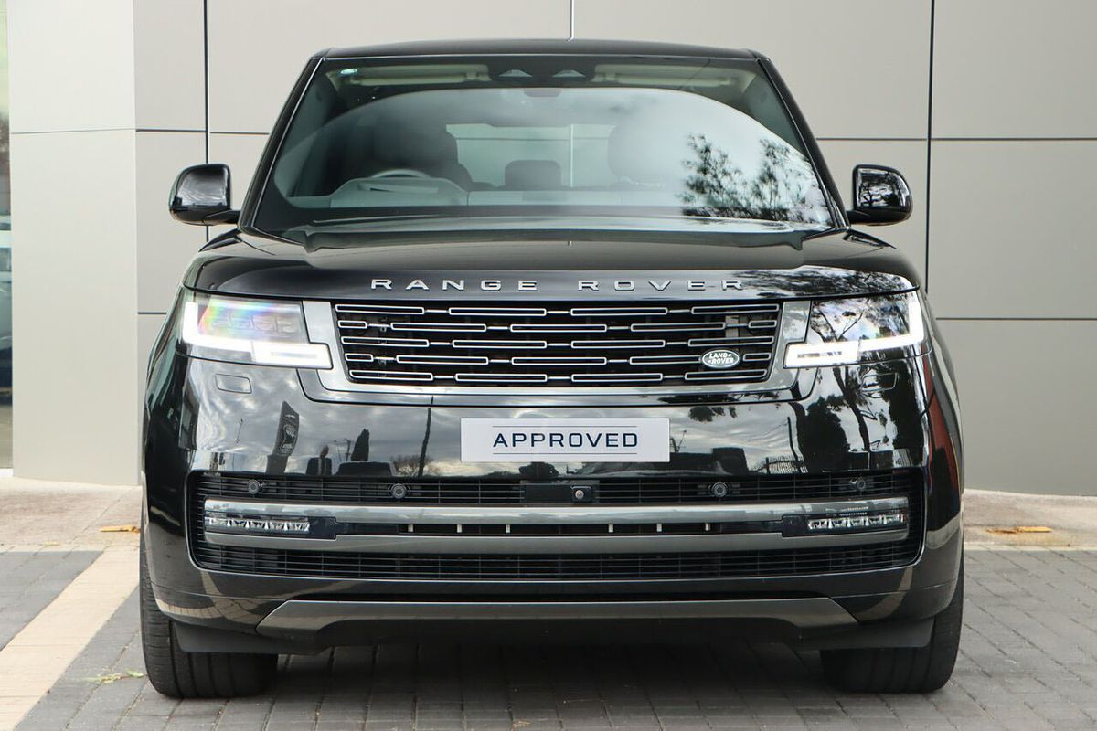 2022 Land Rover Range Rover D300 SE L460