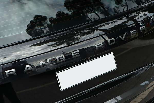 2022 Land Rover Range Rover D300 SE L460