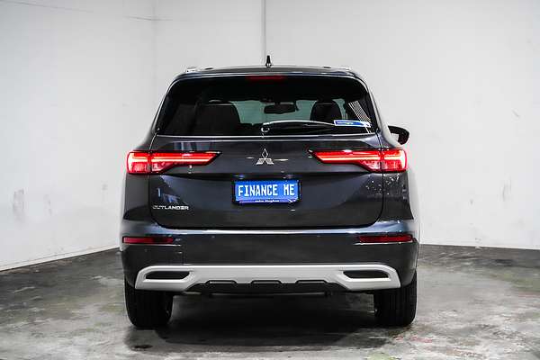 2024 Mitsubishi Outlander LS ZM