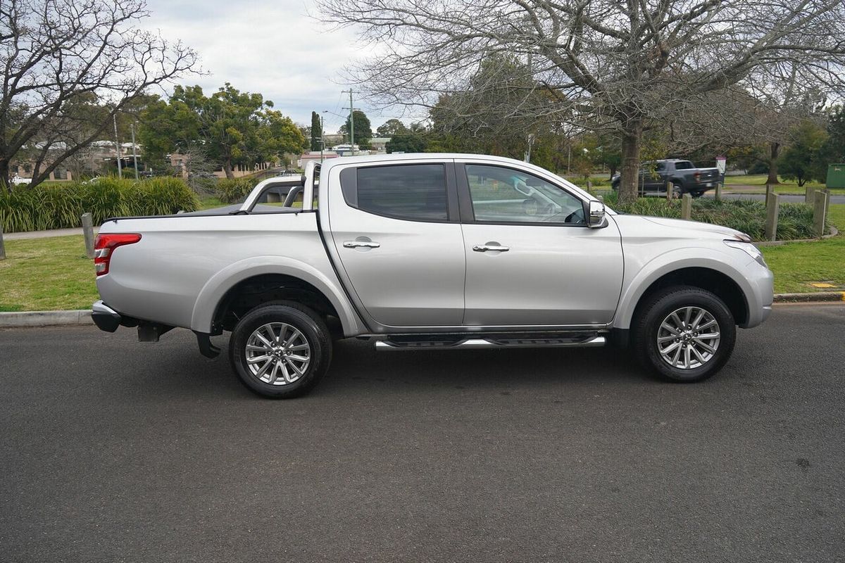 2015 Mitsubishi Triton GLX MQ 4X4