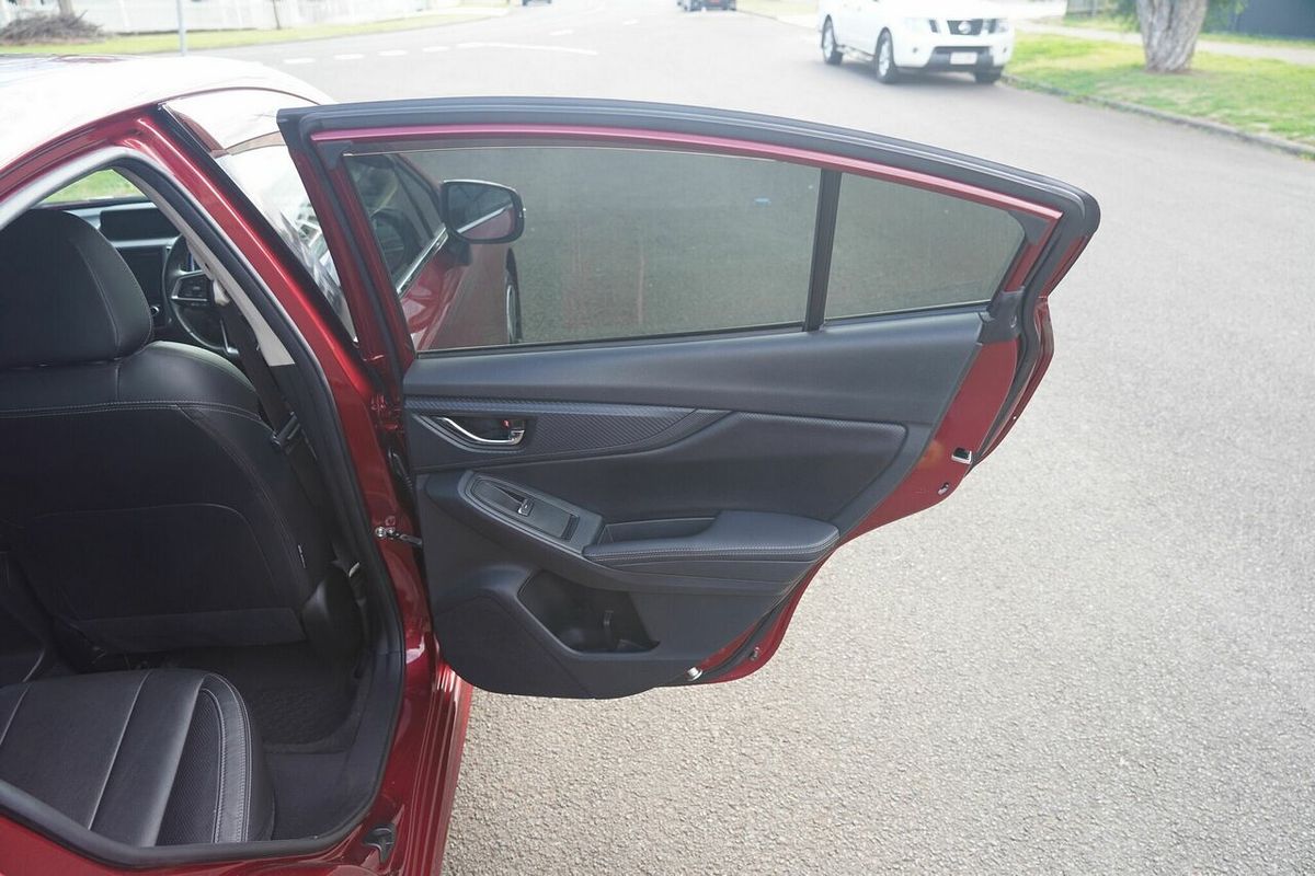 2017 Subaru Impreza 2.0i-S G5