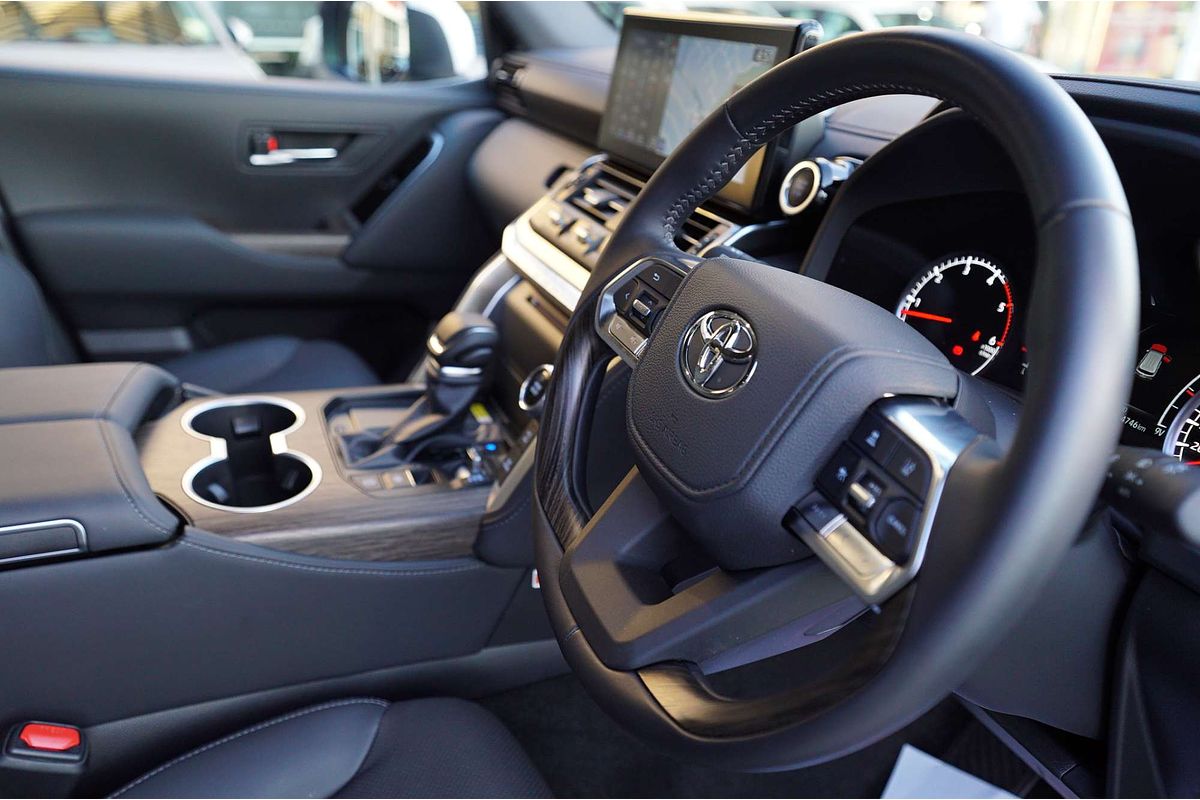 2024 Toyota Landcruiser VX FJA300R