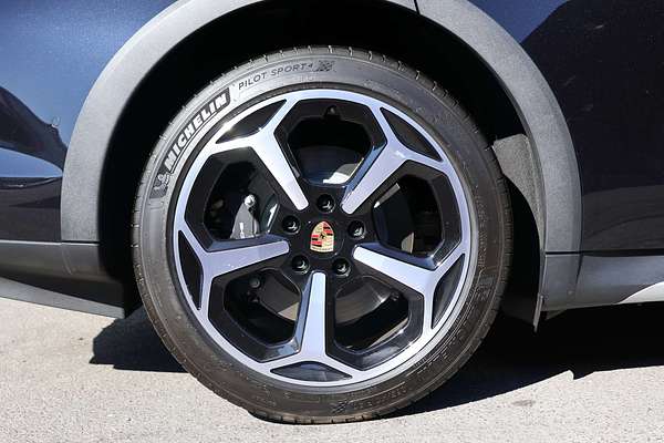 2024 Porsche Taycan 4 Y1B II