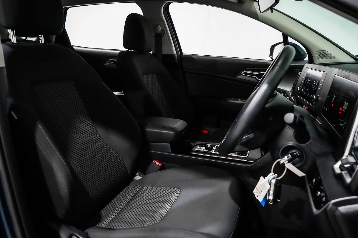 2024 Kia Sportage S NQ5