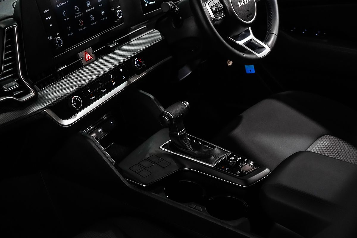 2024 Kia Sportage S NQ5