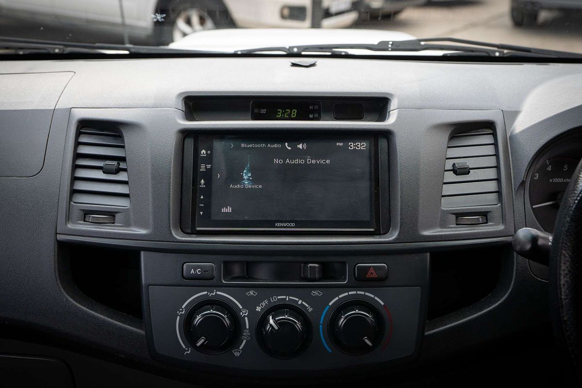 2012 Toyota Hilux SR KUN26R 4X4