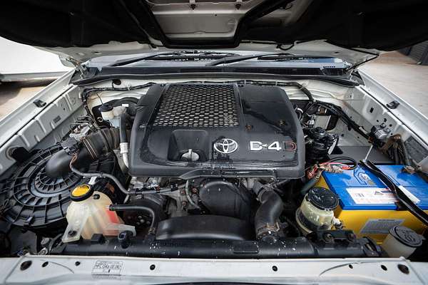 2012 Toyota Hilux SR KUN26R 4X4