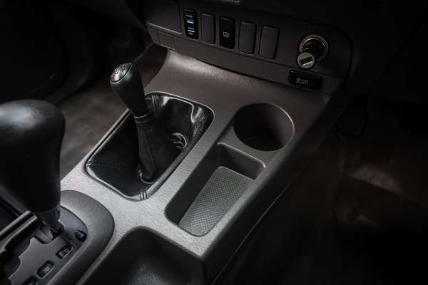 2012 Toyota Hilux SR KUN26R 4X4
