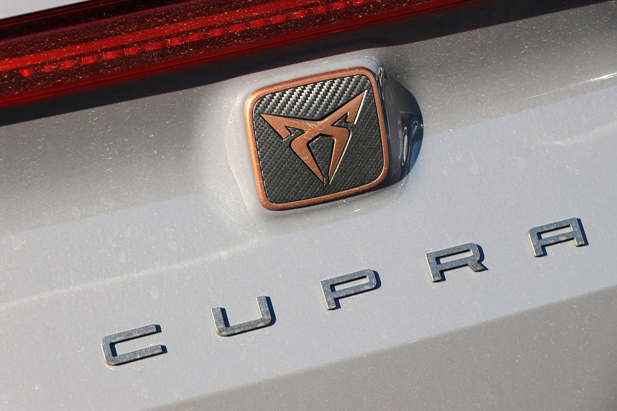 2024 CUPRA Formentor VZx KM