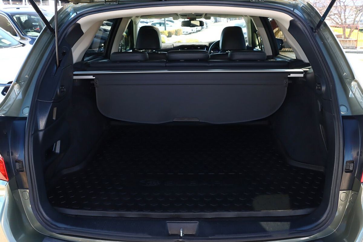 2020 Subaru Outback 2.5i Premium 5GEN