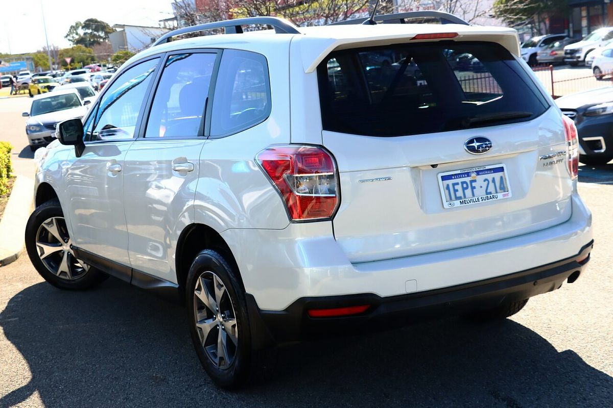 2014 Subaru Forester 2.5i Luxury S4