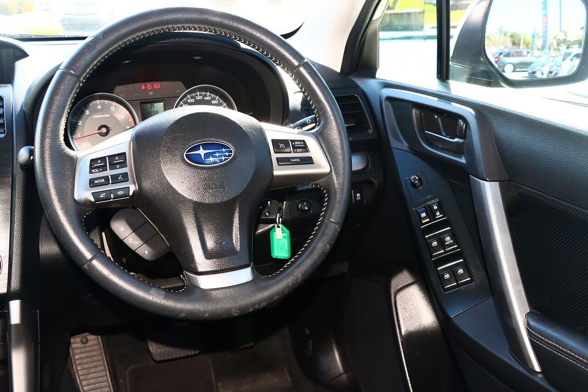 2014 Subaru Forester 2.5i Luxury S4