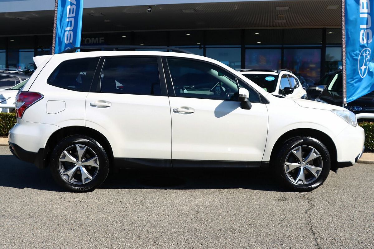 2014 Subaru Forester 2.5i Luxury S4