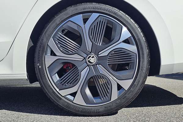 2025 SKODA Octavia RS NX