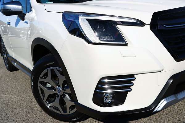 2024 Subaru Forester Hybrid L S5