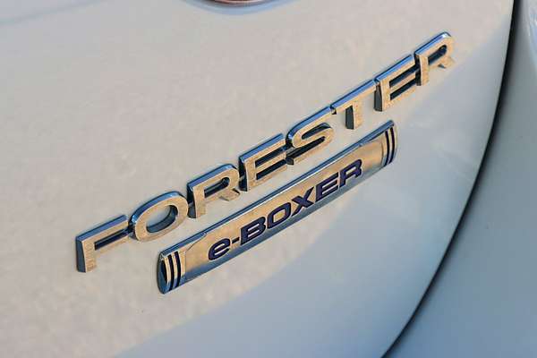 2024 Subaru Forester Hybrid L S5