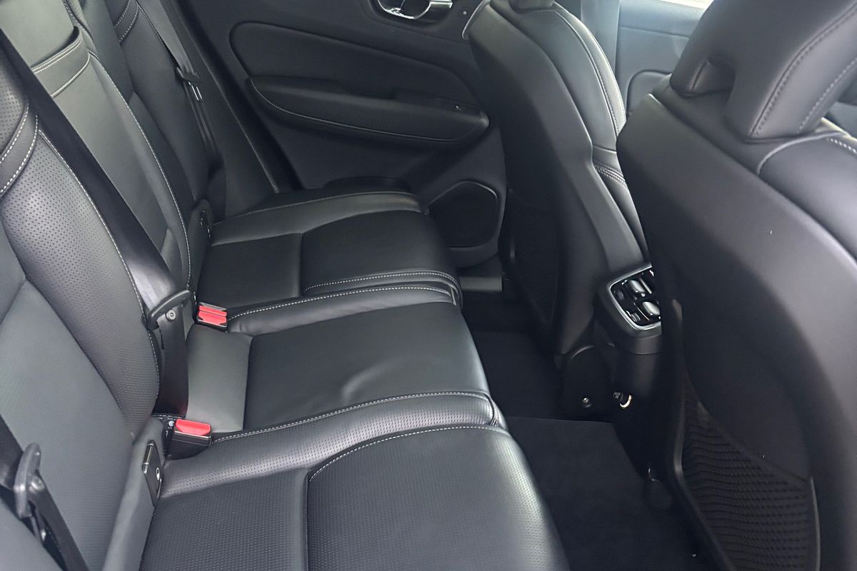 2020 Volvo XC60 T5 Inscription