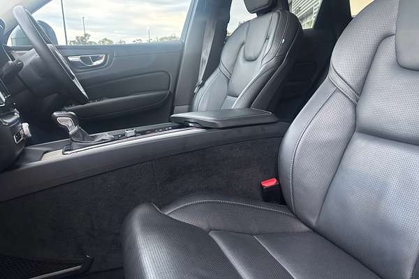 2020 Volvo XC60 T5 Inscription