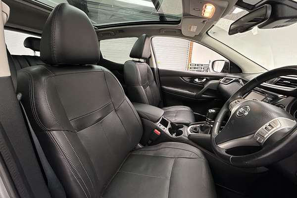 2016 Nissan QASHQAI Ti J11