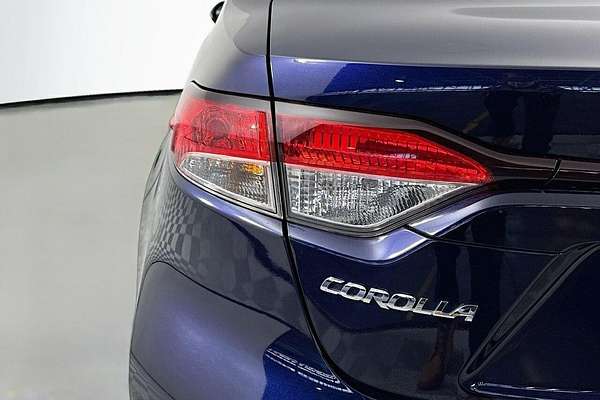 2022 Toyota Corolla Sedan Hybrid Corolla Sedan Hybrid CVT Ascent Sport ZWE211R