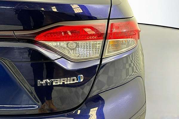 2022 Toyota Corolla Sedan Hybrid Corolla Sedan Hybrid CVT Ascent Sport ZWE211R