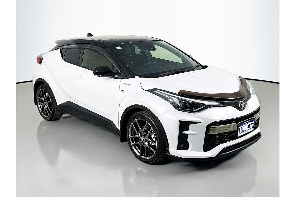 2022 Toyota C-HR GR Sport ZYX10R