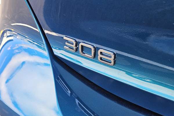 2025 Peugeot 308 GT Hybrid P51