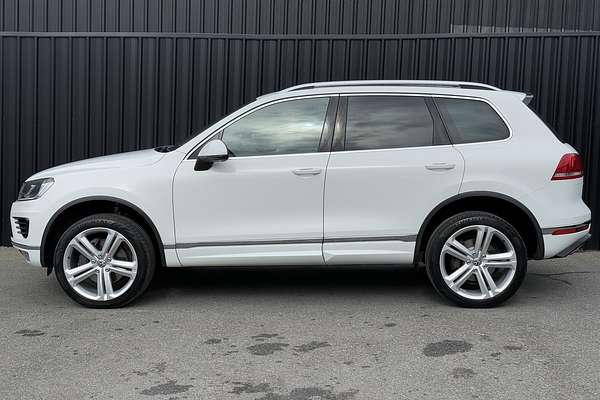 2014 Volkswagen Touareg V8 TDI R-Line 7P
