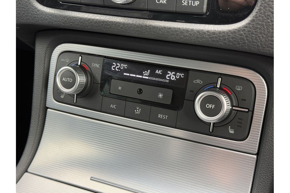 2014 Volkswagen Touareg V8 TDI R-Line 7P