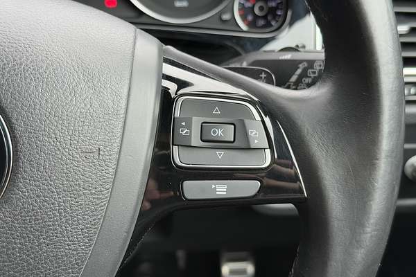 2014 Volkswagen Touareg V8 TDI R-Line 7P