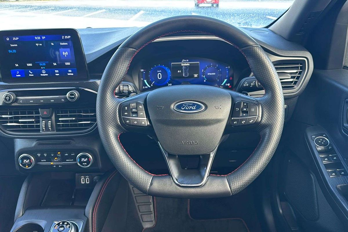 2022 Ford Escape ST-Line ZH