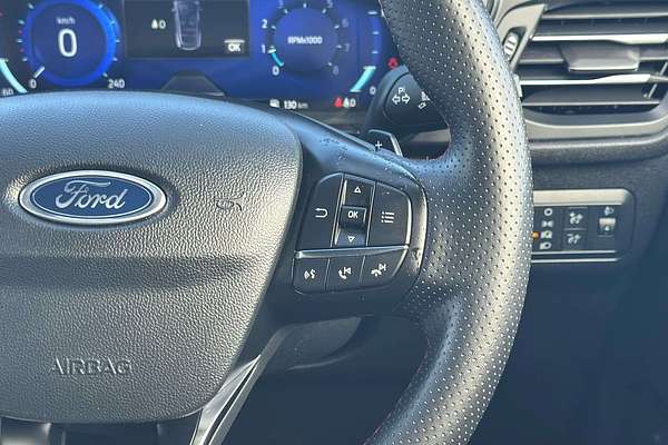 2022 Ford Escape ST-Line ZH