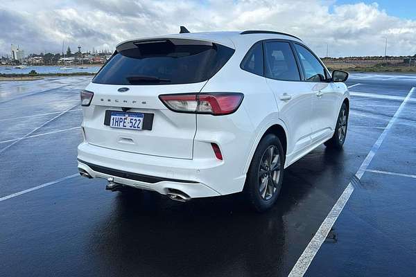 2022 Ford Escape ST-Line ZH