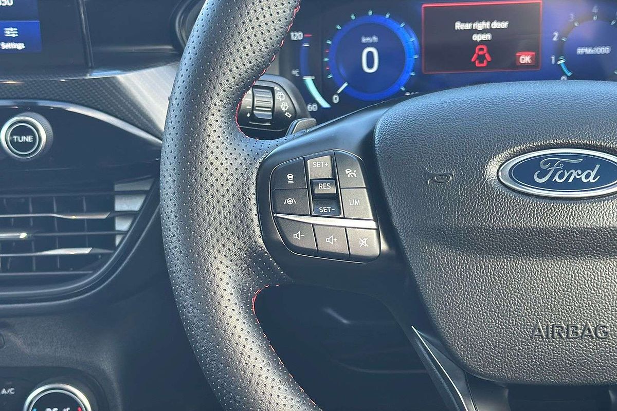 2022 Ford Escape ST-Line ZH