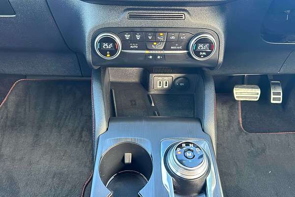 2022 Ford Escape ST-Line ZH