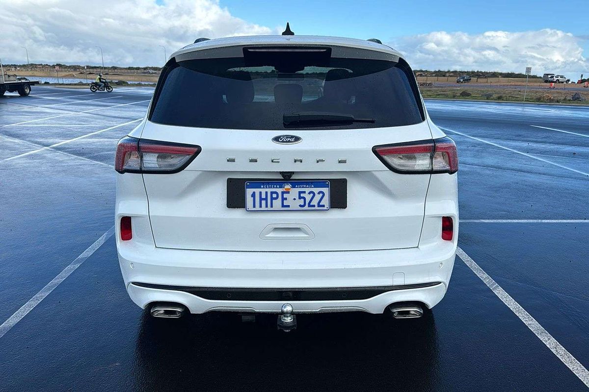 2022 Ford Escape ST-Line ZH