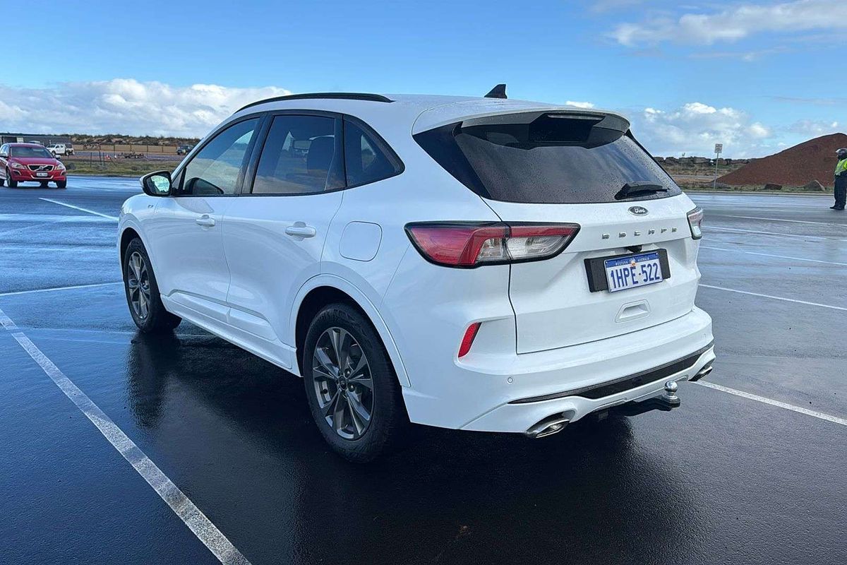 2022 Ford Escape ST-Line ZH