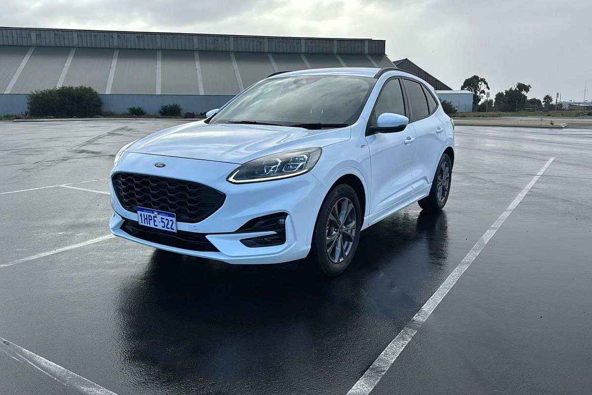 2022 Ford Escape ST-Line ZH