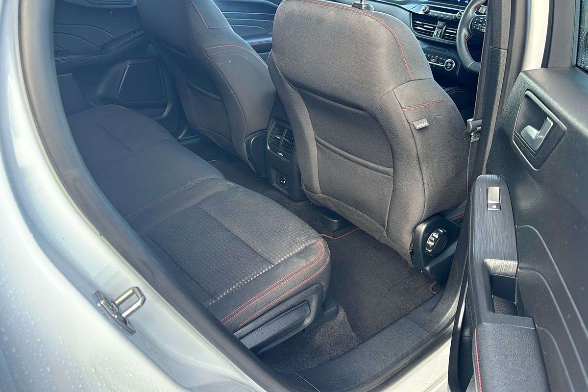 2022 Ford Escape ST-Line ZH