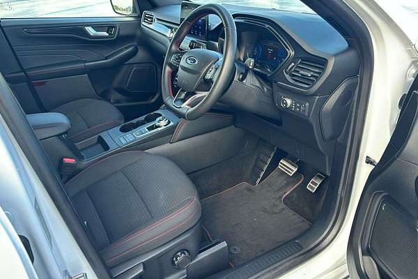 2022 Ford Escape ST-Line ZH