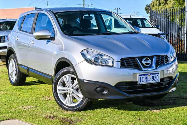 2013 Nissan Dualis ST J10 Series 4