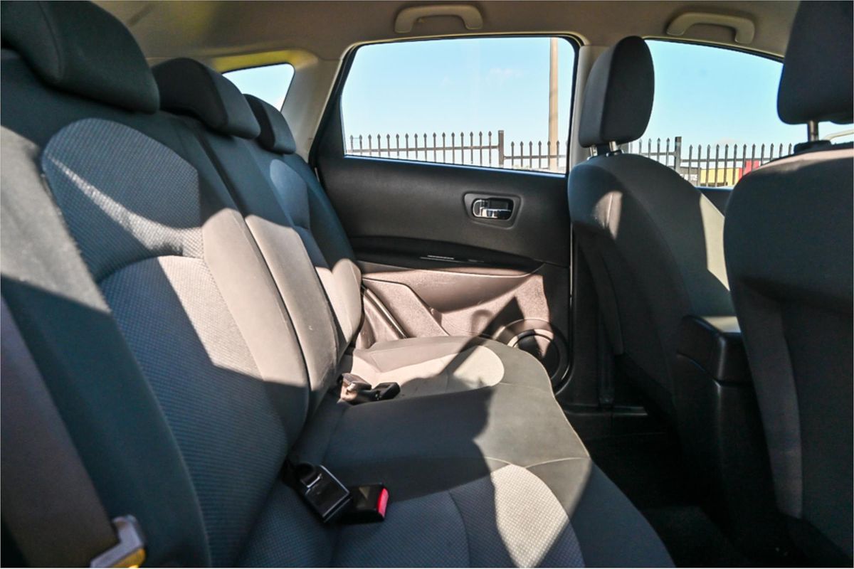 2013 Nissan Dualis ST J10 Series 4