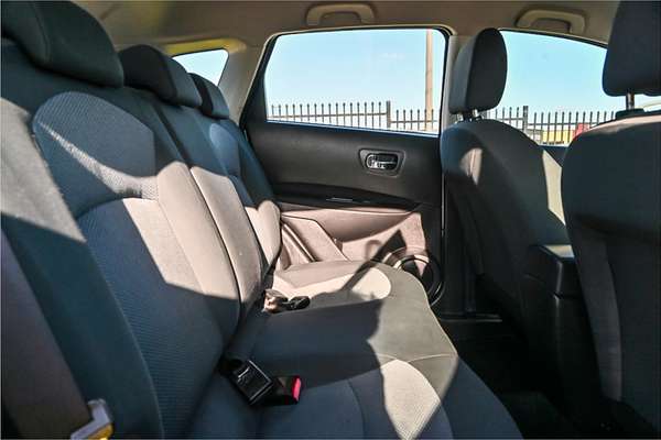 2013 Nissan Dualis ST J10 Series 4