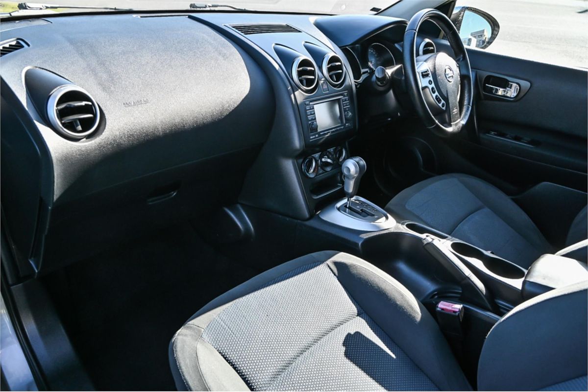 2013 Nissan Dualis ST J10 Series 4