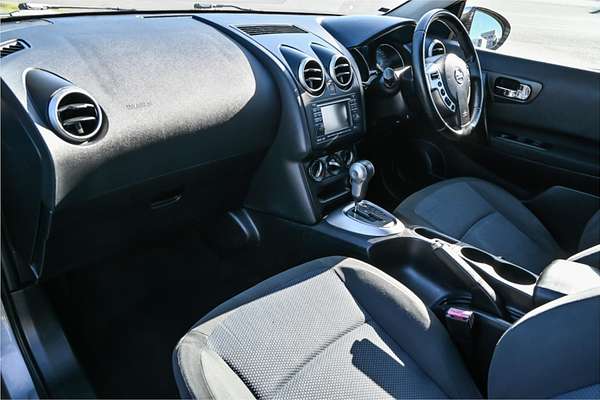 2013 Nissan Dualis ST J10 Series 4