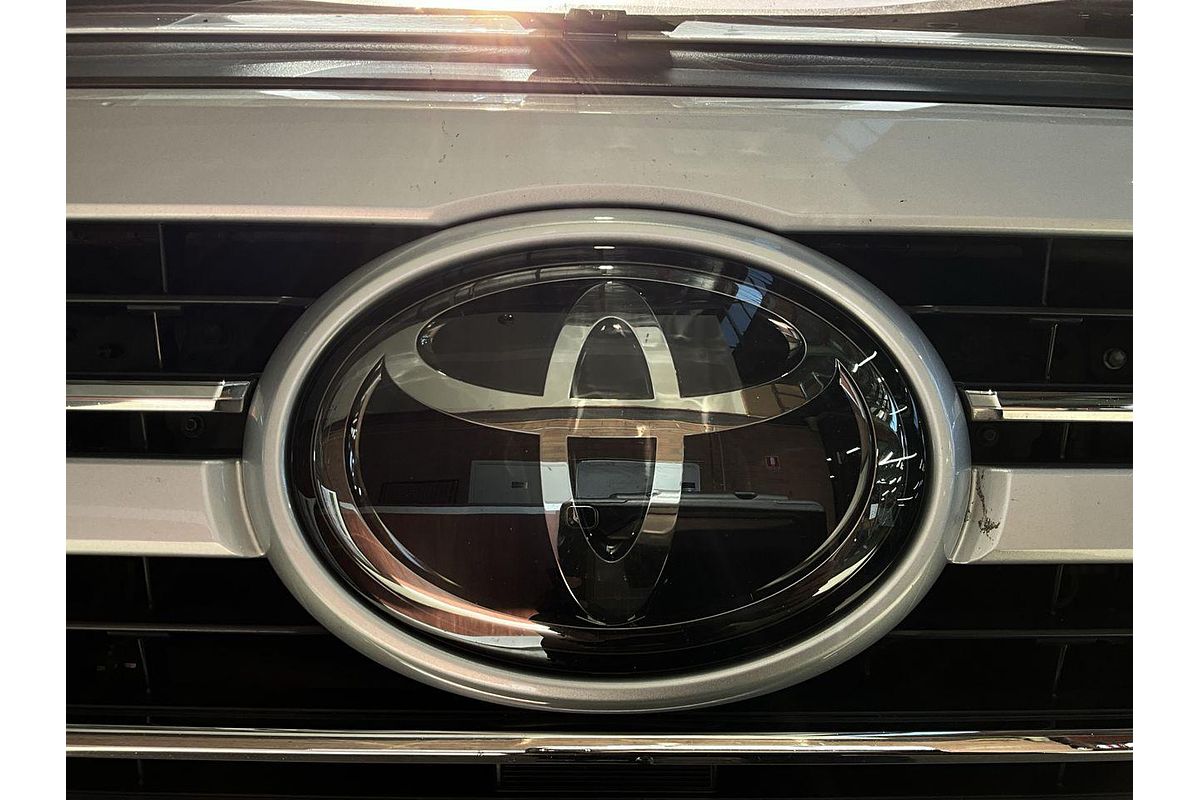 2022 Toyota Landcruiser VX FJA300R